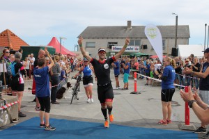 Mikkel Vinder af Hou "Mini Tri" 2015